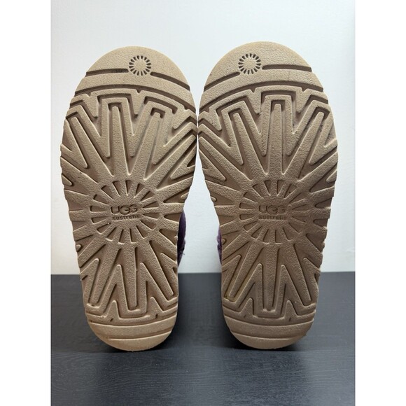 Youth UGG Classic Short II Boots Size 4 Purple Suede 5251 - Picture 8 of 11